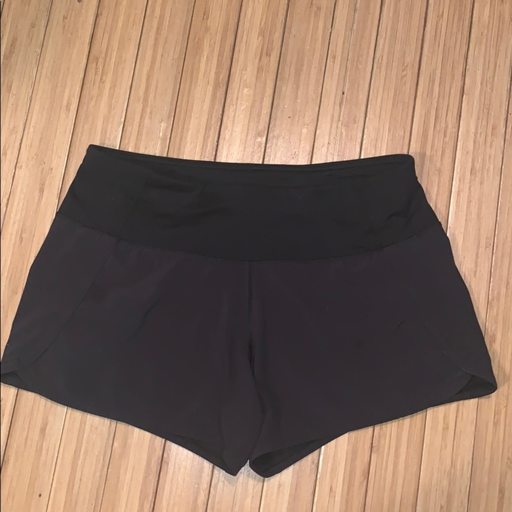 Lululemon black Run Times Short Sz 4